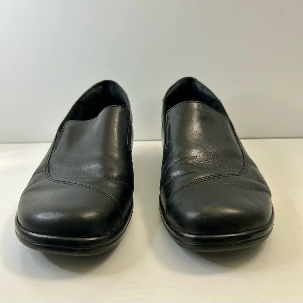 Clark’s Comfort Black Neutral Loafer Size 8.5